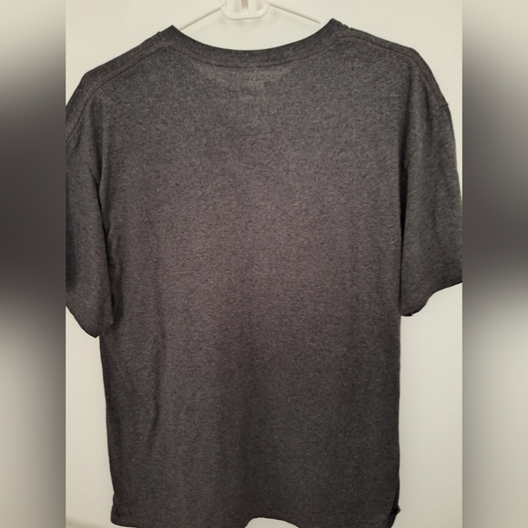 DC SHOES CO * Unisex Tee Shirt Size Large * New Like Condition - Picture 4 of 6